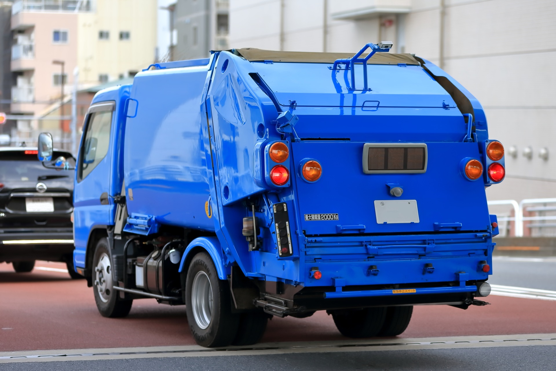 2トンパッカー車の買取 | 大阪のパッカー車買取なら株式会社873works